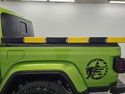 2025 Jeep Gladiator Nighthawk