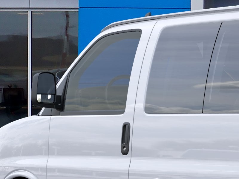 2026 Chevrolet Express Passenger 1LT
