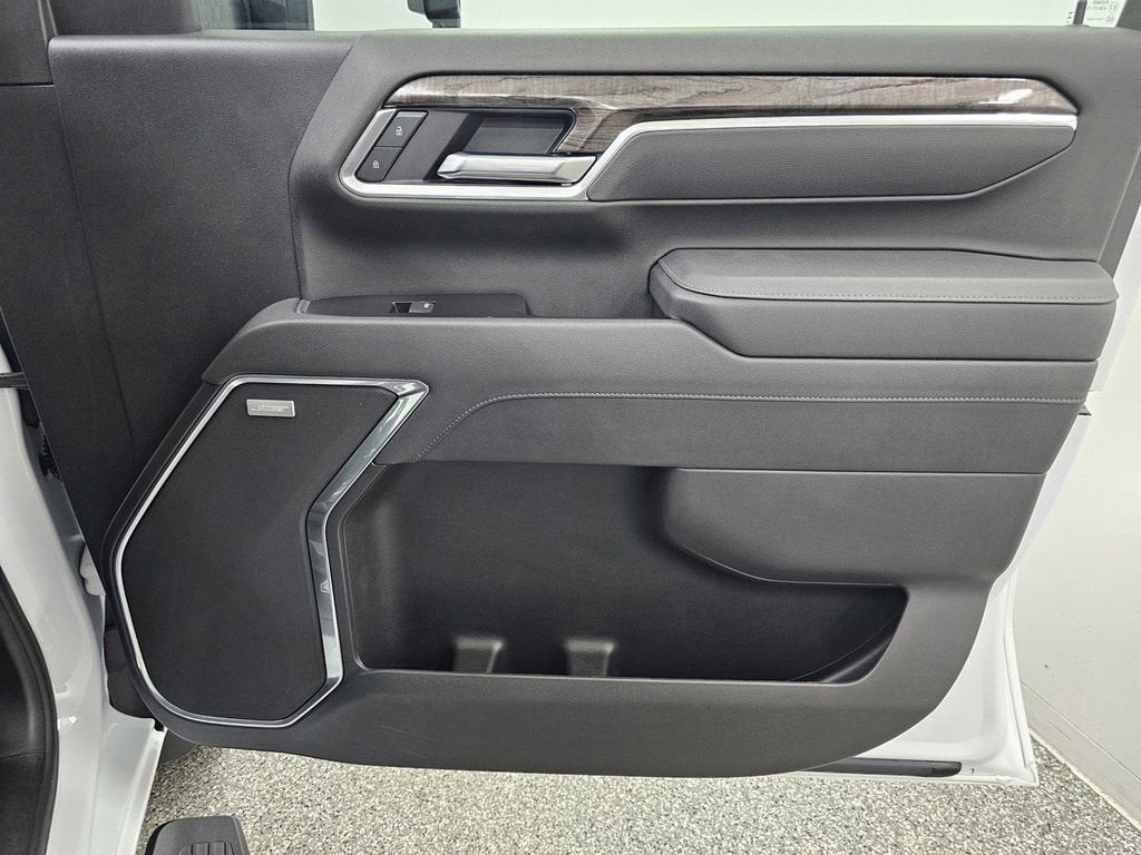 2025 Chevrolet Silverado 3500 HD LTZ