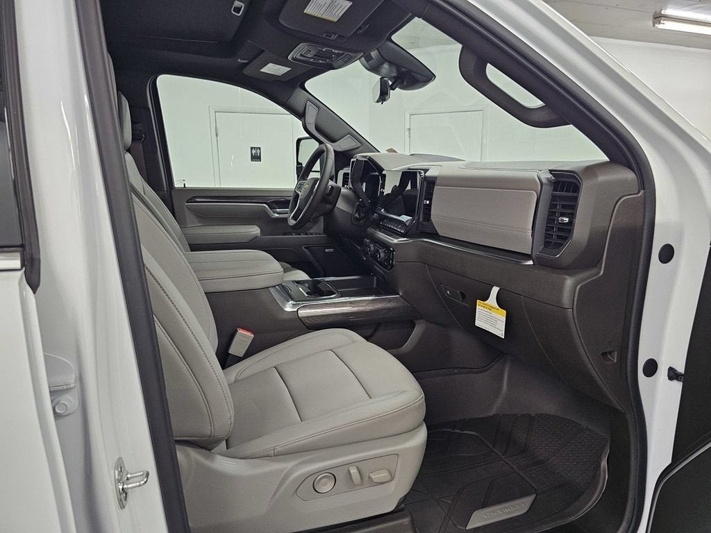 2026 Chevrolet Silverado 3500 HD LTZ DRW