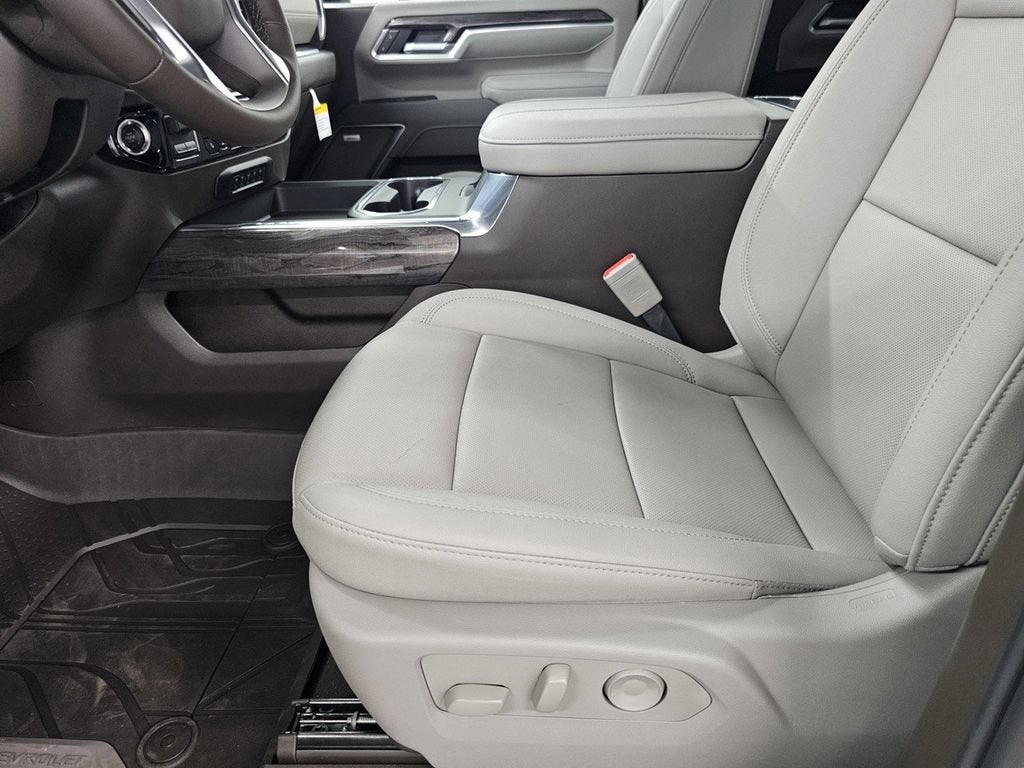 2026 Chevrolet Silverado 3500 HD LTZ DRW