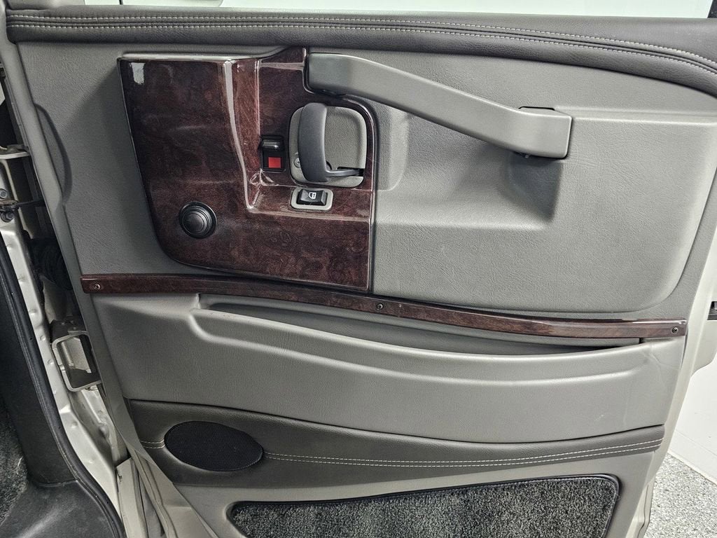 2017 Chevrolet Express Cargo 2500 Base