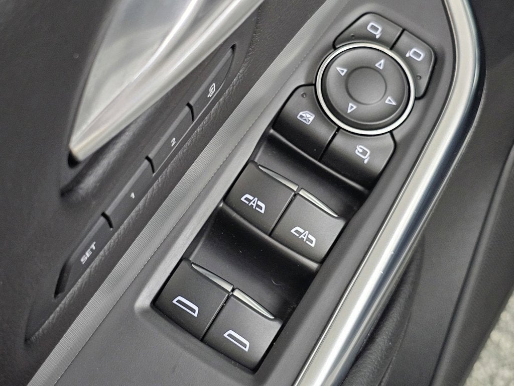 2023 Cadillac XT4 AWD Premium Luxury