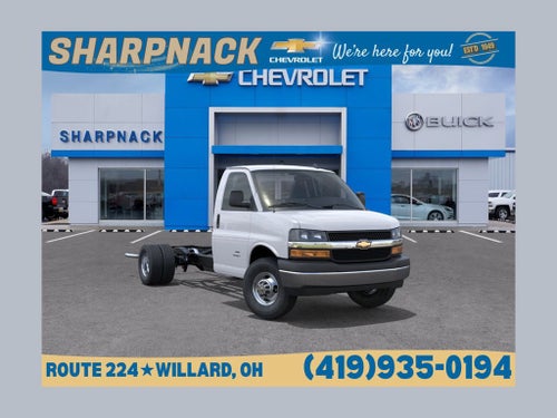 2025 Chevrolet Express Cutaway 3500 1WT