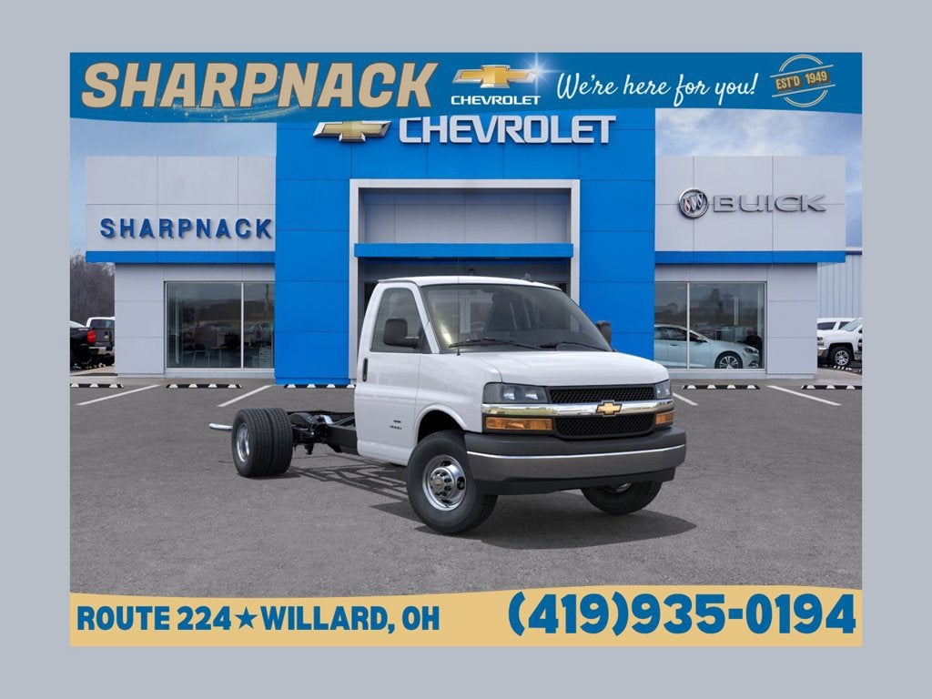 2025 Chevrolet Express Cutaway 3500 1WT