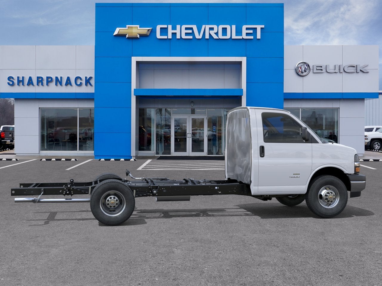 2025 Chevrolet Express Cutaway 3500 1WT