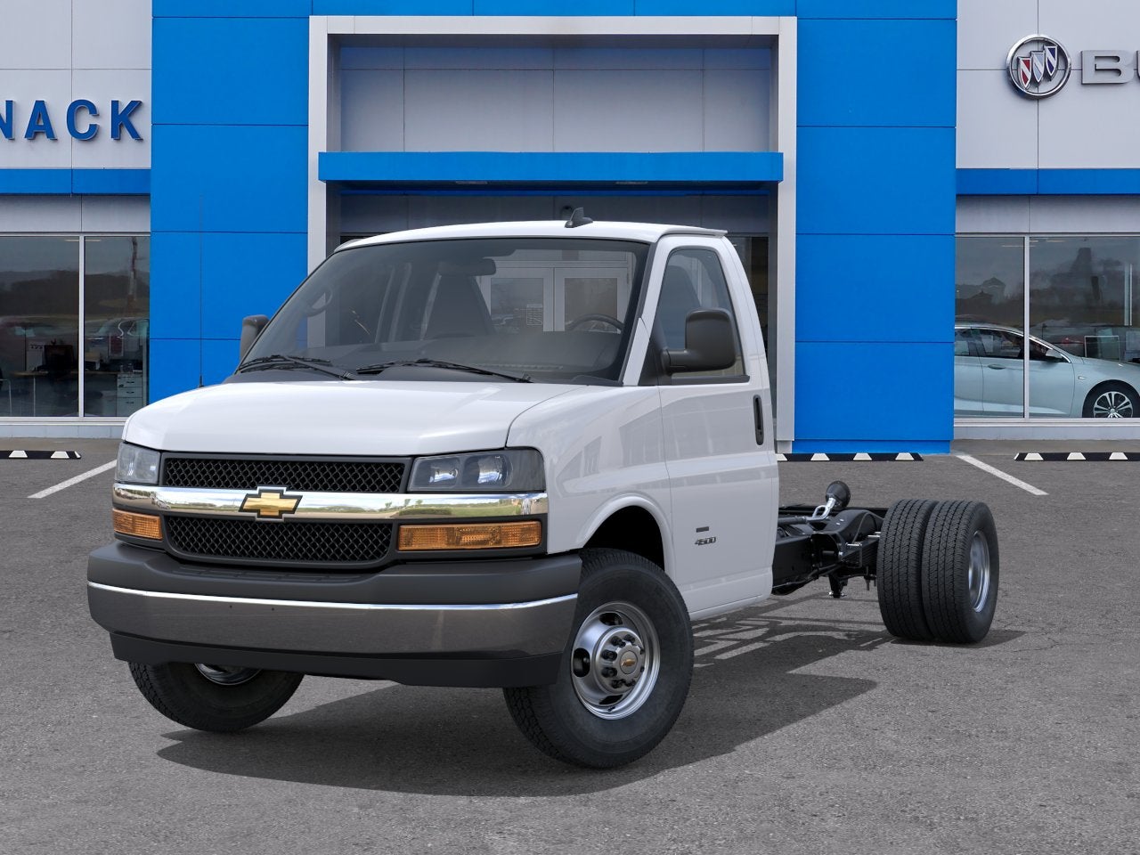 2025 Chevrolet Express Cutaway 3500 1WT