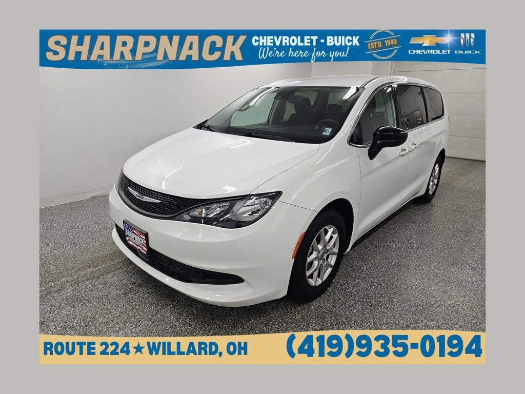 2024 Chrysler Voyager