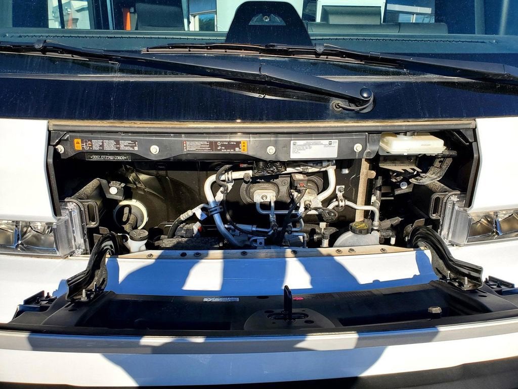 2025 Chevrolet BrightDrop 400 AWD 400