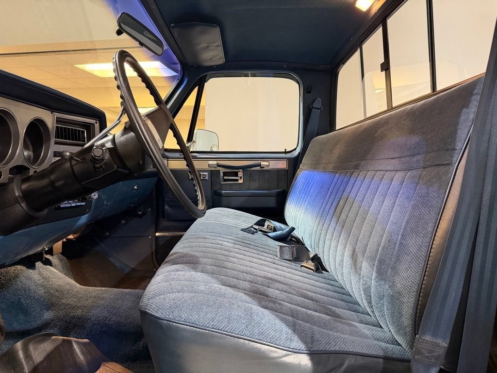 1986 Chevrolet Pickup Base