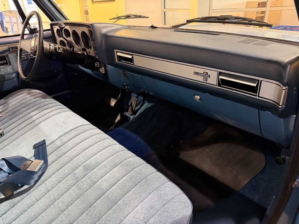 1986 Chevrolet Pickup Base