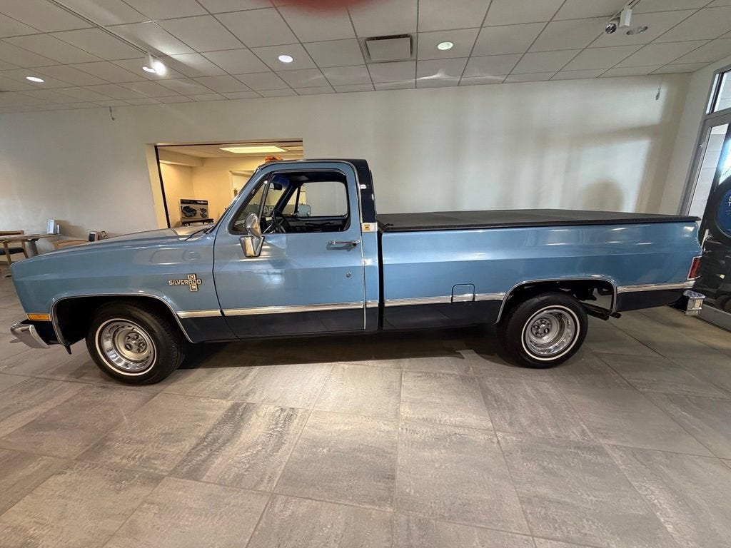 1986 Chevrolet Pickup Base