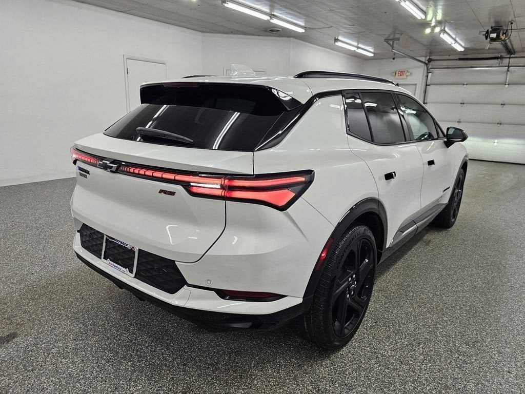 2025 Chevrolet Equinox EV RS