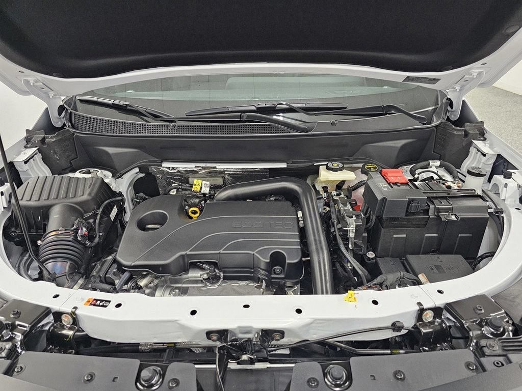 2027 Chevrolet Equinox FWD LT