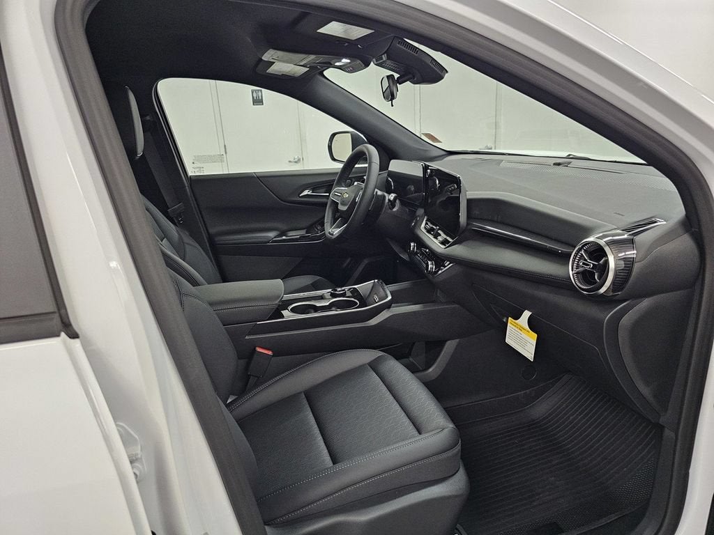 2027 Chevrolet Equinox FWD LT