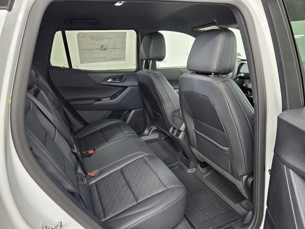 2027 Chevrolet Equinox FWD LT