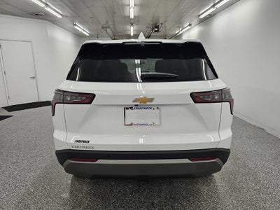 2027 Chevrolet Equinox FWD LT