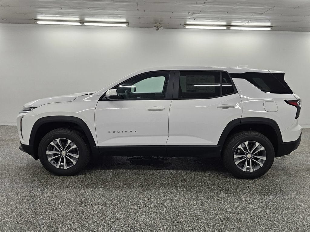 2027 Chevrolet Equinox FWD LT