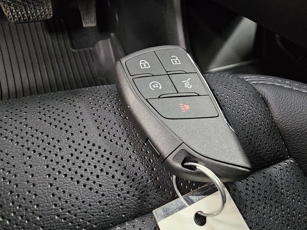 2027 Chevrolet Equinox LT - Photo 34