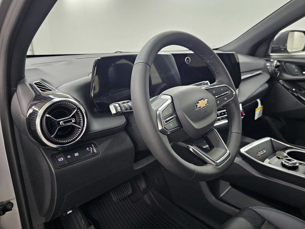 2027 Chevrolet Equinox FWD LT