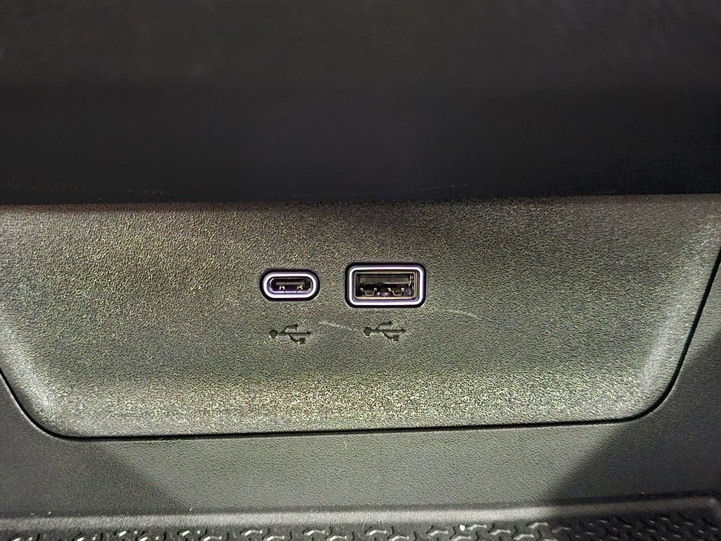 2027 Chevrolet Equinox FWD LT