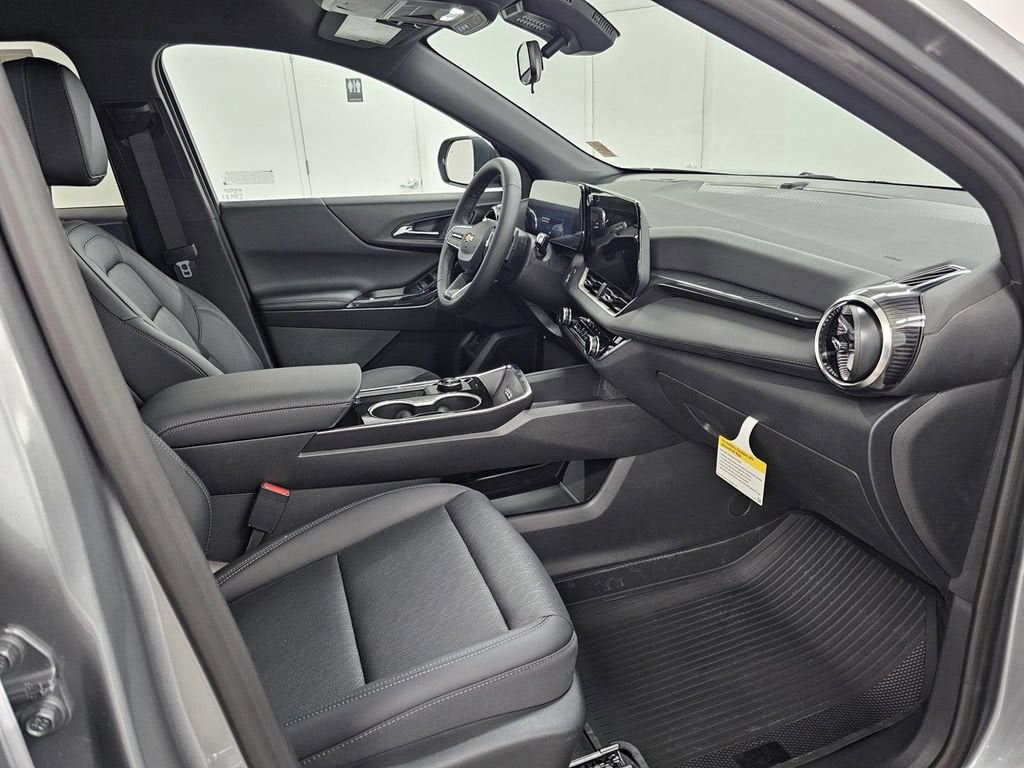 2027 Chevrolet Equinox FWD LT