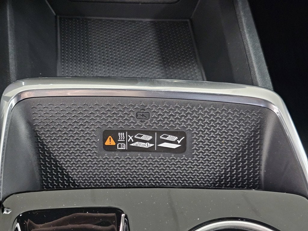 2027 Chevrolet Equinox LT - Photo 23