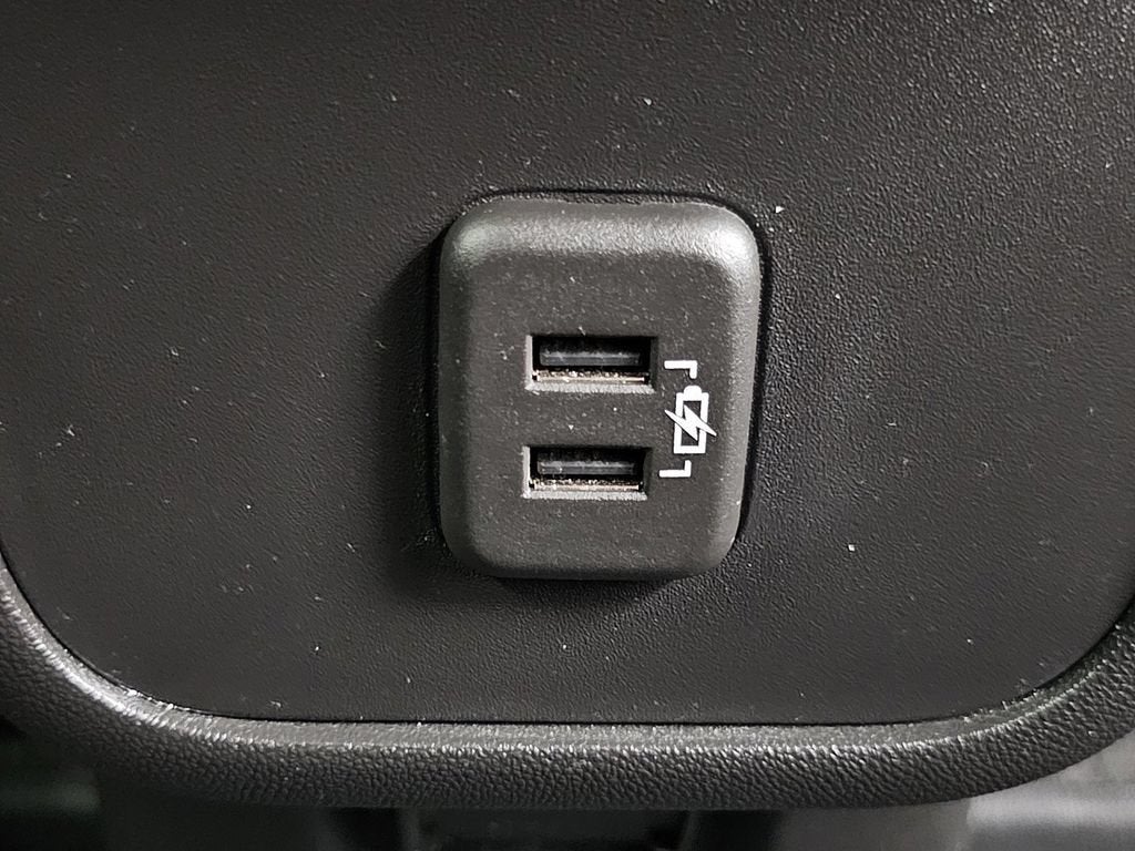2024 Chevrolet Equinox LT - Photo 28