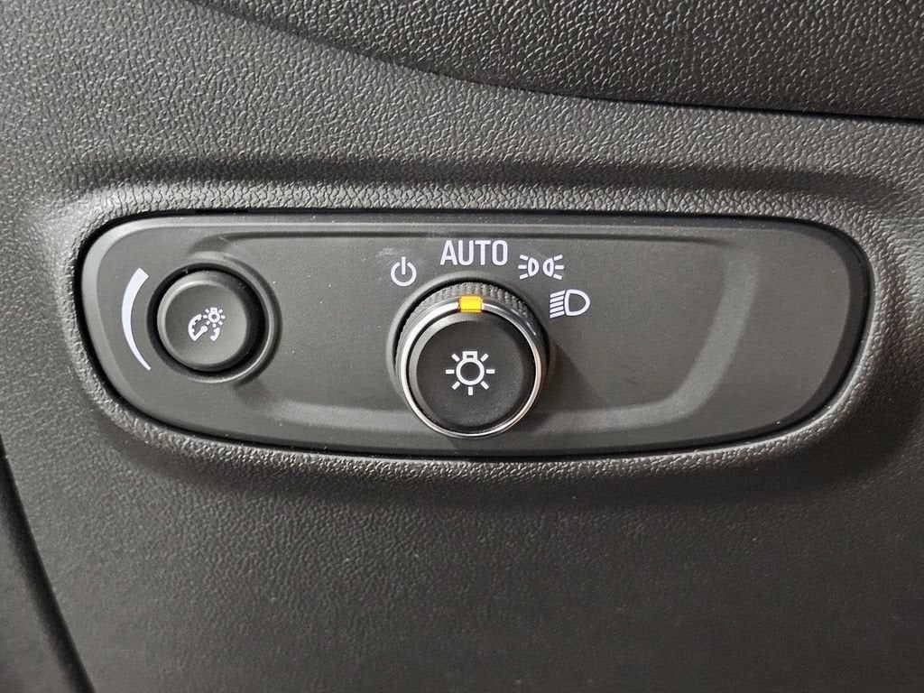 2024 Chevrolet Equinox LT - Photo 36
