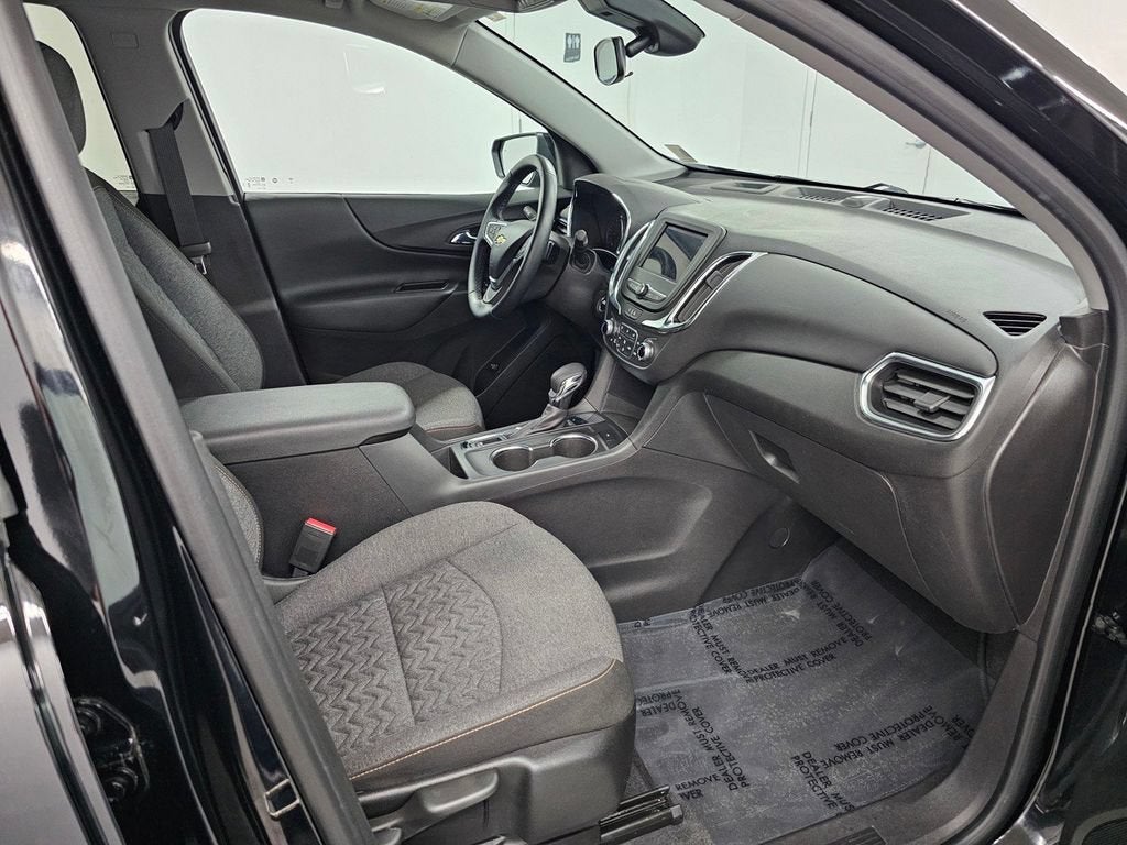 2024 Chevrolet Equinox LT - Photo 22