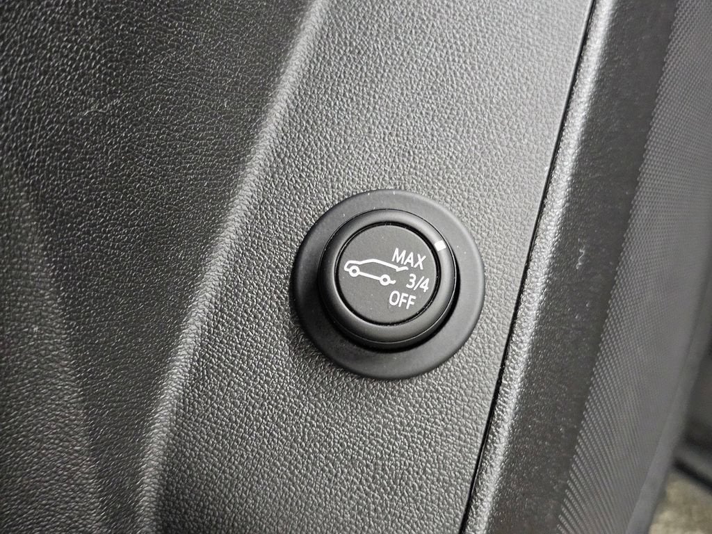 2024 Chevrolet Equinox LT - Photo 31