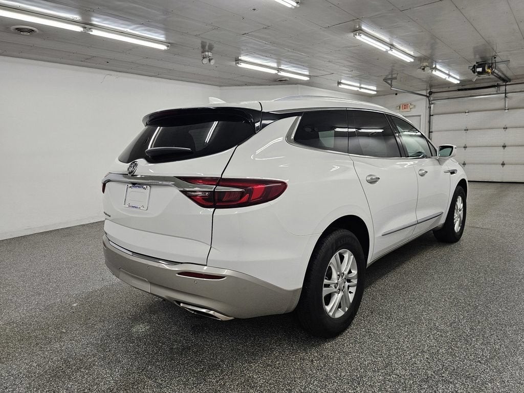 2020 Buick Enclave Essence