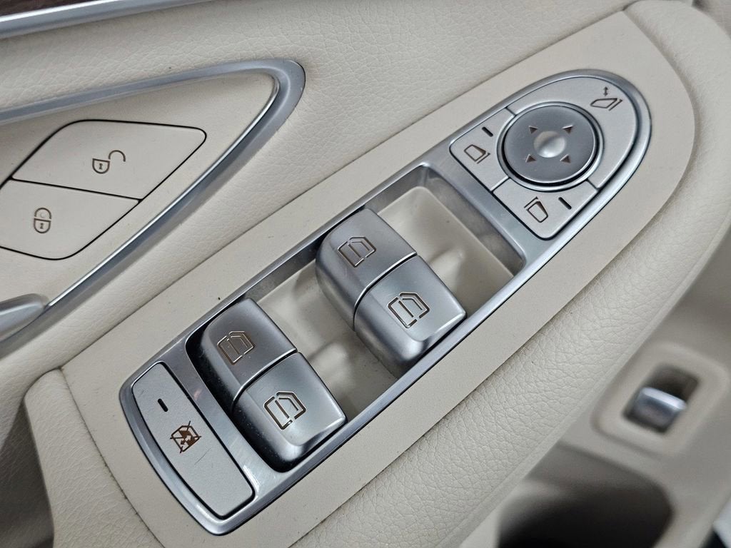 2021 Mercedes-Benz GLC GLC 300