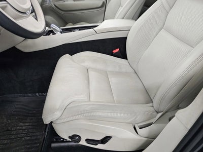 2025 Volvo XC90 Plug-In Hybrid Ultra