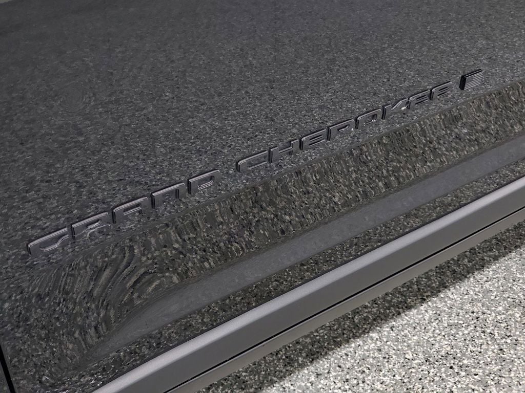 2022 Jeep Grand Cherokee Altitude