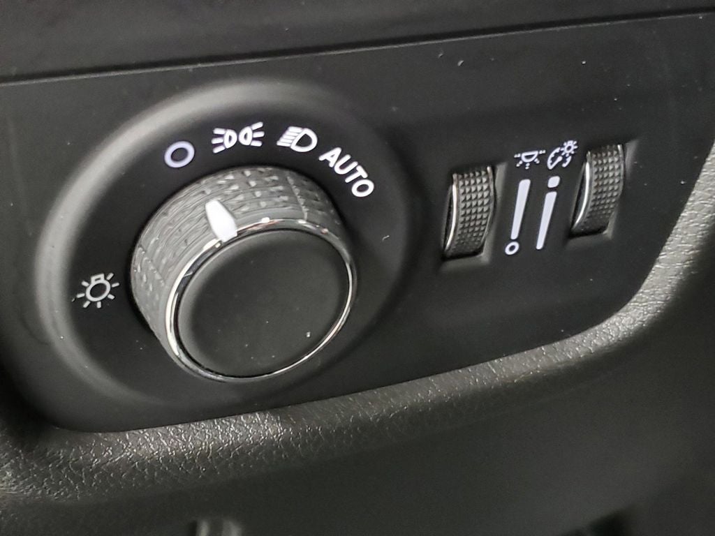 2022 Jeep Grand Cherokee Altitude