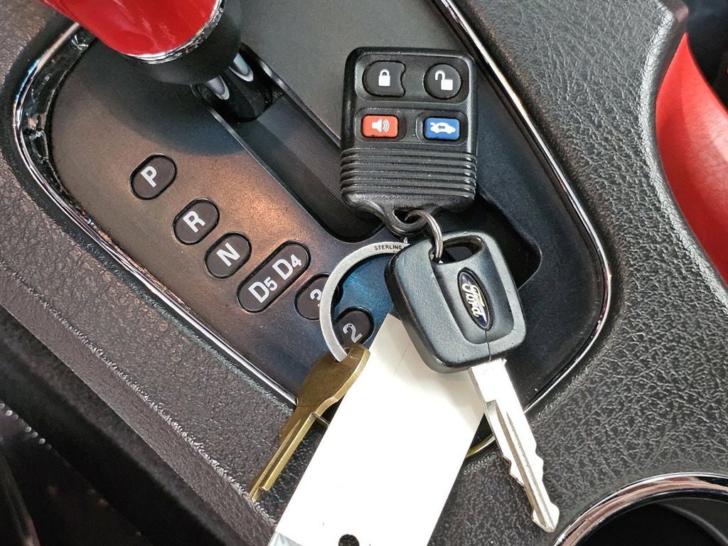 2002 Ford Thunderbird Base