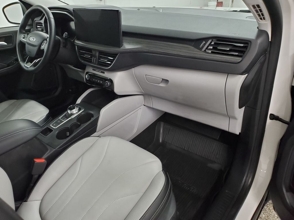 2025 Ford Escape Hybrid Platinum