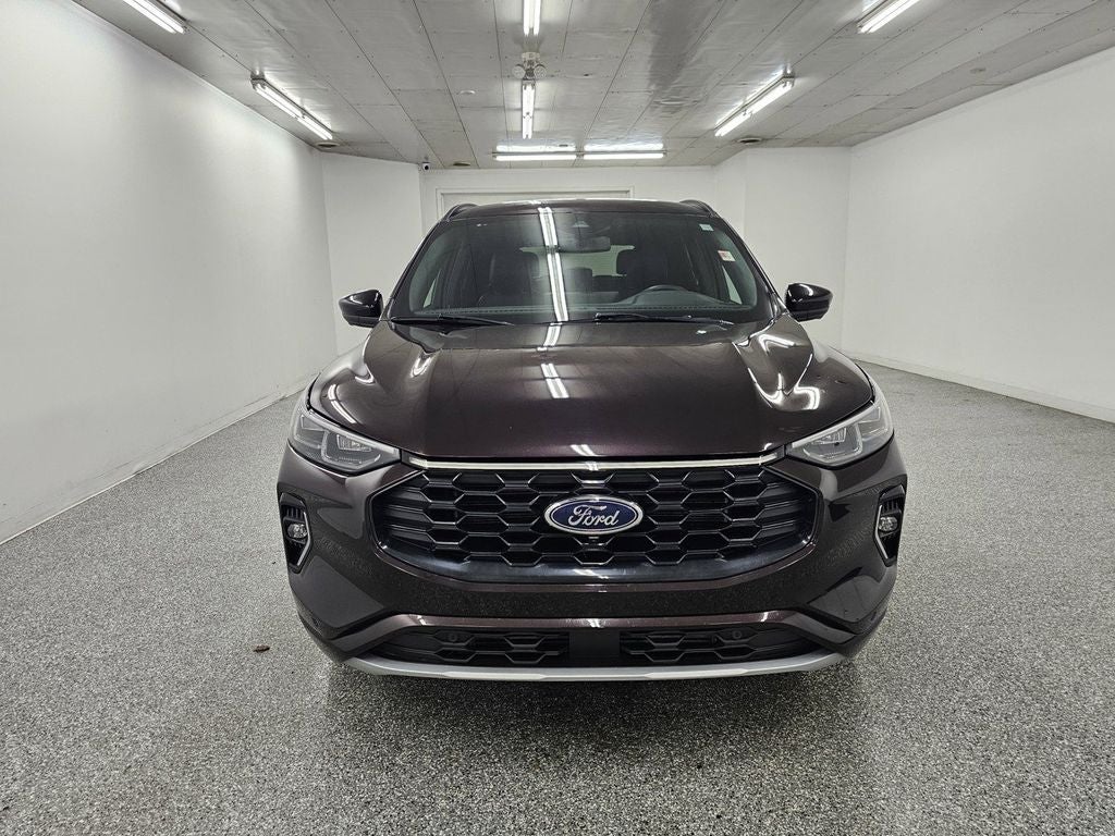 2023 Ford Escape ST-Line Elite