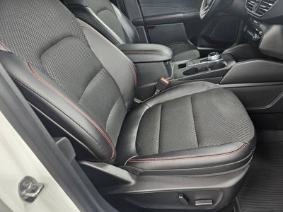 2025 Ford Escape ST-Line Elite