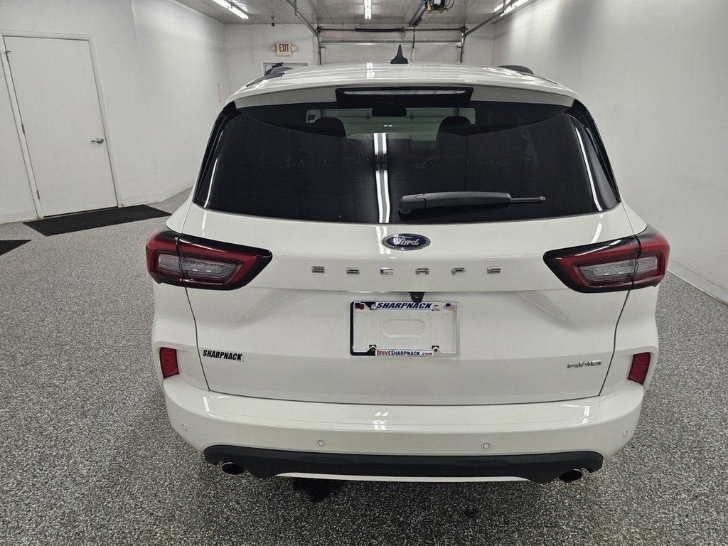 2025 Ford Escape ST-Line Elite