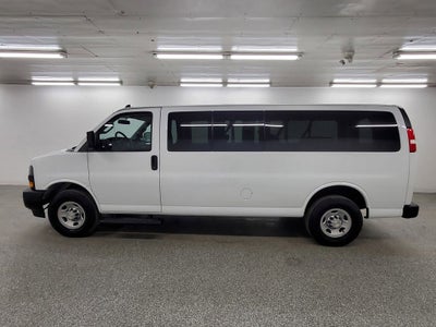 2022 Chevrolet Express 3500 LS Passenger