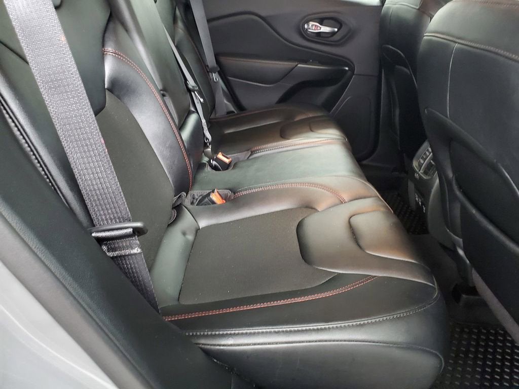 2022 Jeep Cherokee Trailhawk