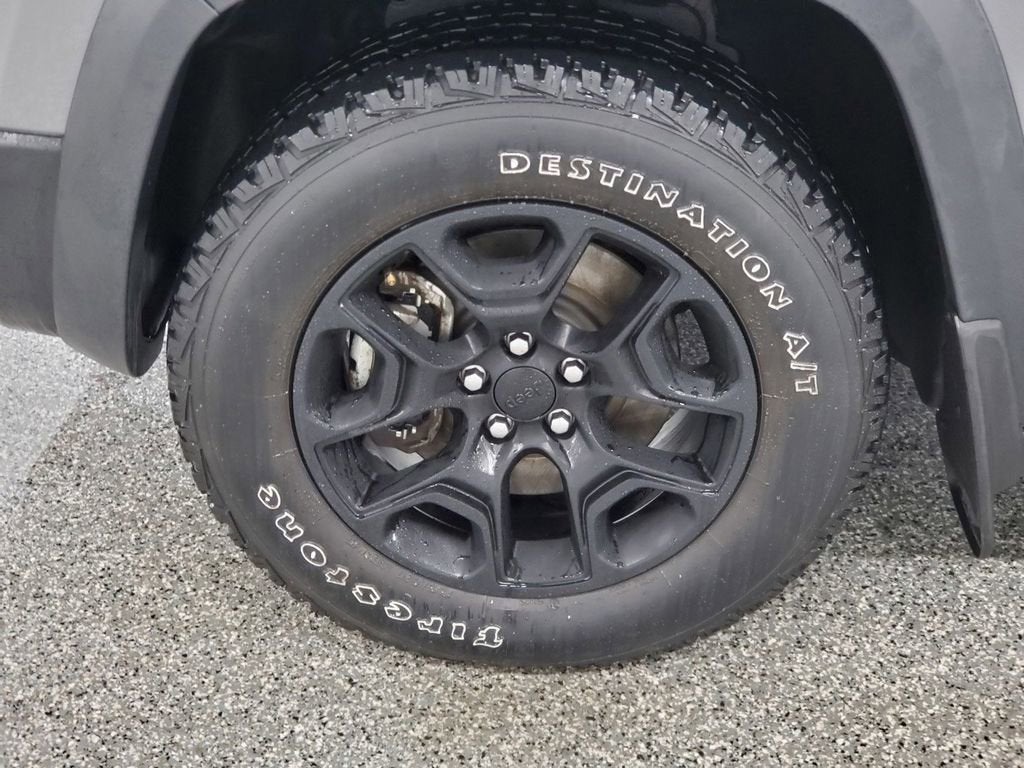 2022 Jeep Cherokee Trailhawk