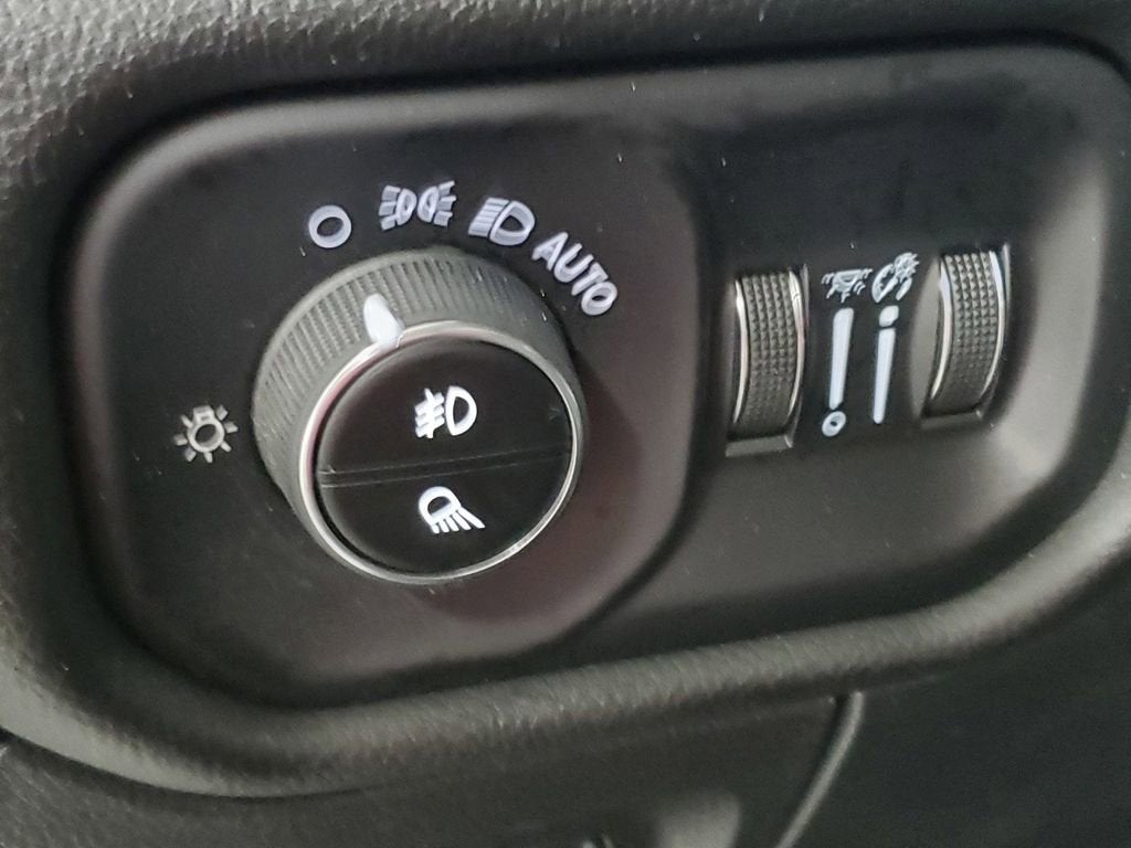 2025 RAM 1500 Lone Star