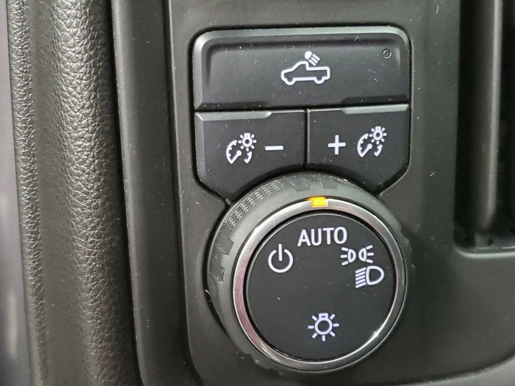 2020 Chevrolet Silverado 1500 Custom