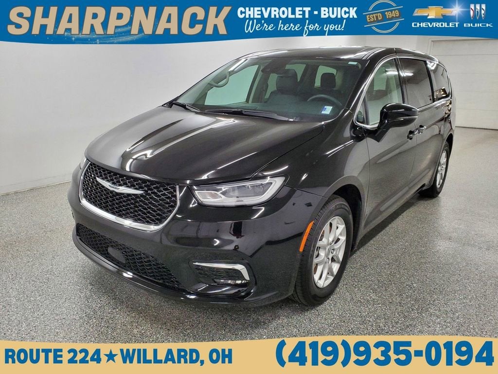 2024 Chrysler Pacifica Touring L