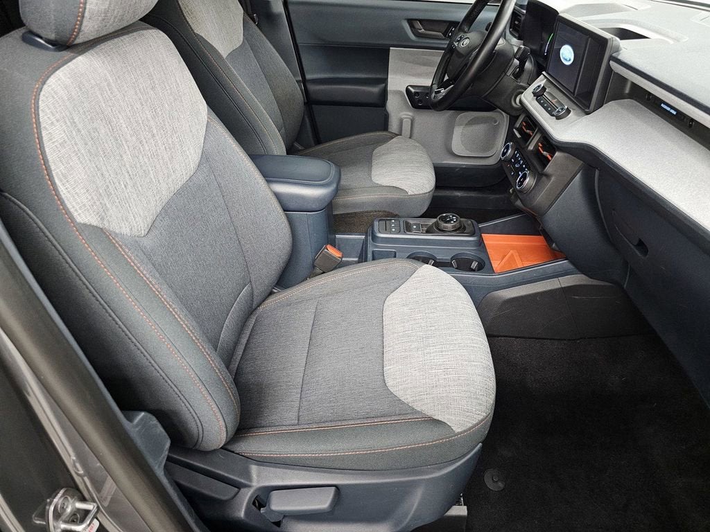 2023 Ford Maverick XL